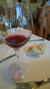 Mitten in der Weinprobe @ winzers Mitten in der Weinprobe @ winzers
